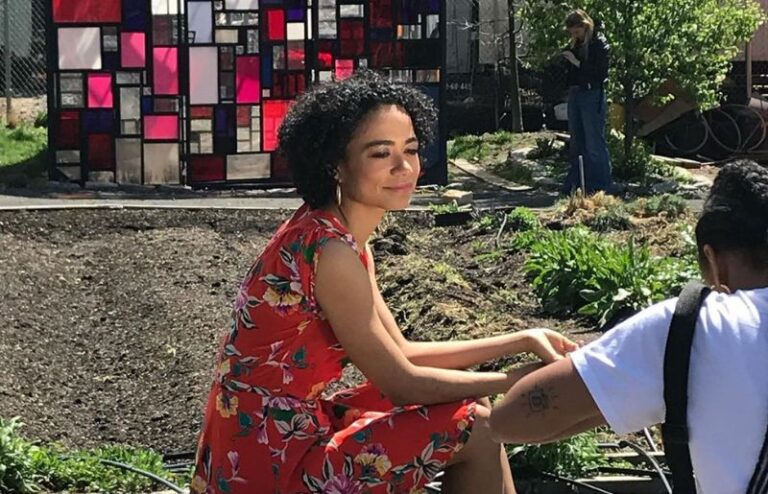 Lauren Ridloff Net Worth | Marvel | Instagram | Age | Movies | Bio ...